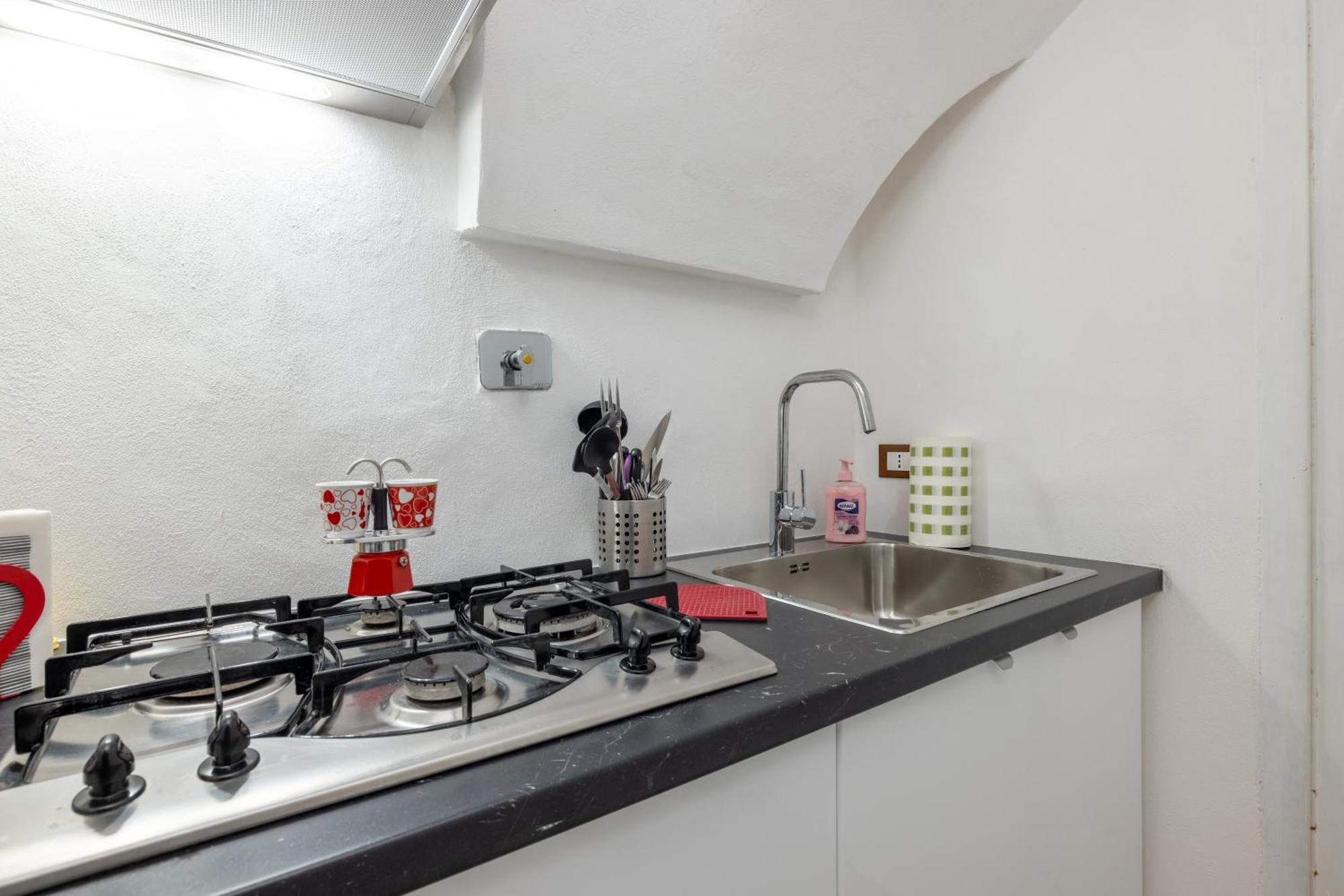 Lovely Studio Apartment - Capocci Рим Екстер'єр фото